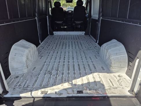 Used 2023 RAM ProMaster 2500 FWD image 23