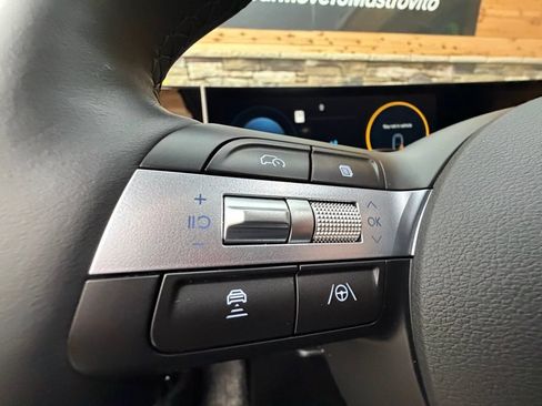 Certified 2025 Hyundai Santa Cruz Limited AWD/4WD image 23