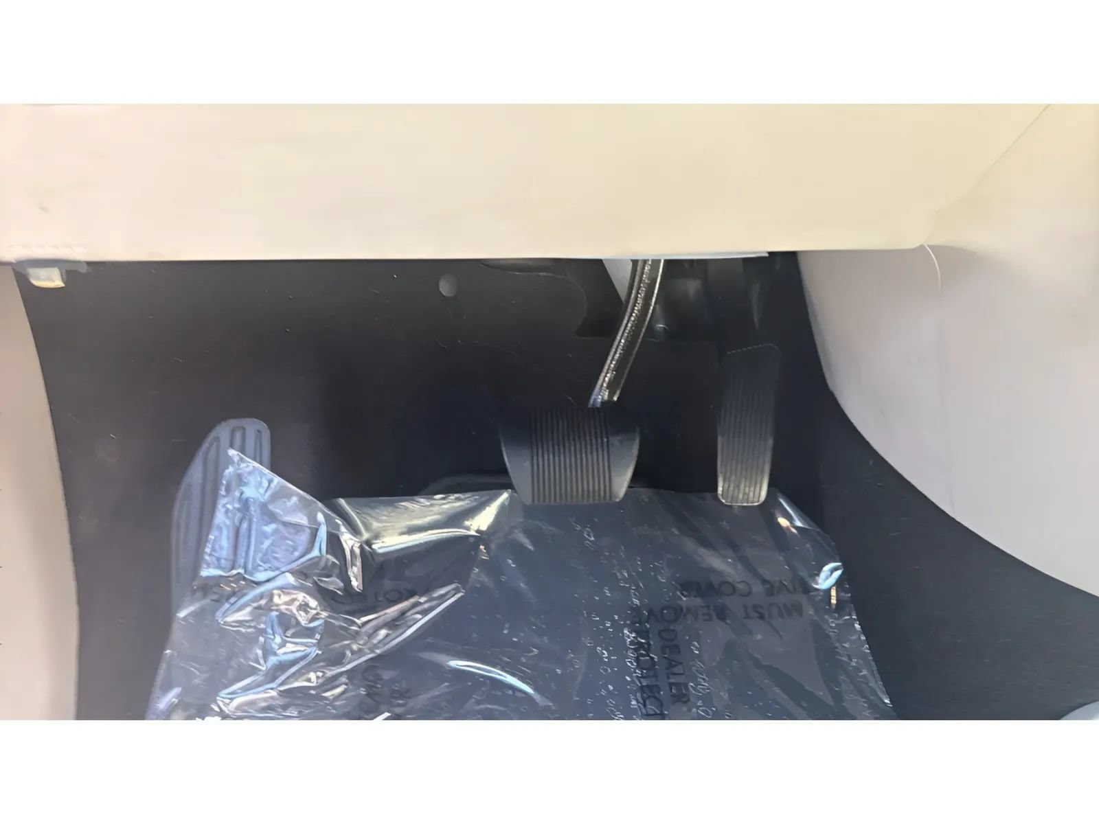 Used 2017 Chrysler Pacifica Limited FWD image 41