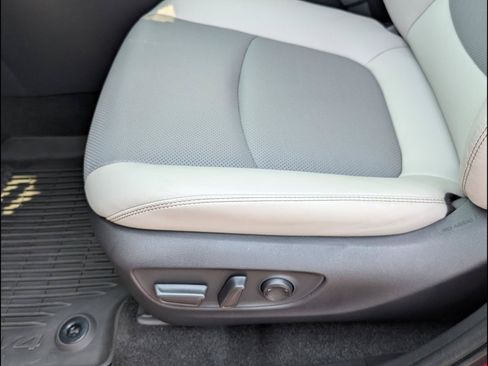 Used 2023 Toyota RAV4 Limited AWD/4WD image 10