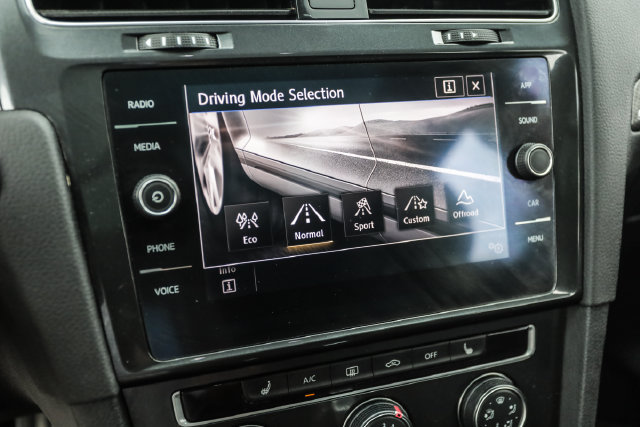 Used 2019 Volkswagen Golf Alltrack SE AWD/4WD image 54