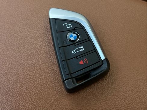 Used 2023 BMW 330i xDrive Sedan w/ Premium Package AWD/4WD image 44