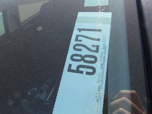 Used 2023 Hyundai Tucson Limited w/ Cargo Package image 12