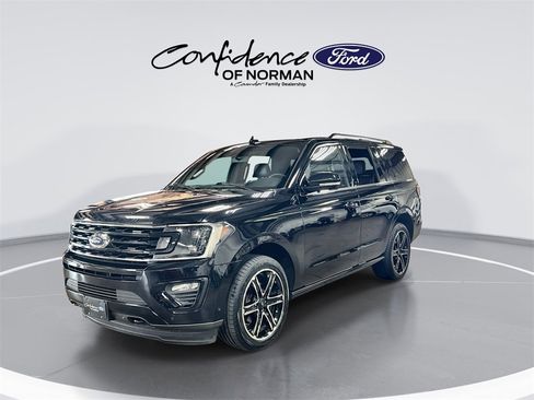 Used 2021 Ford Expedition Limited image 3