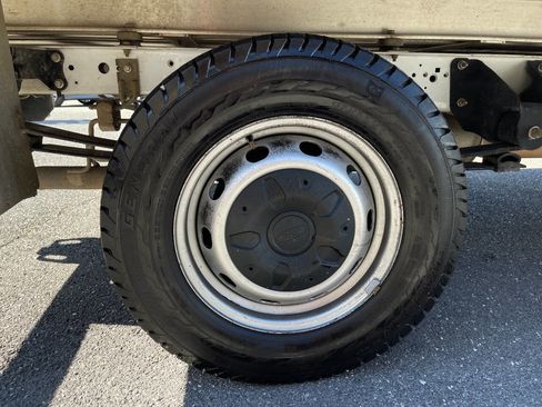 Used 2018 Ford Transit 250 138 image 38