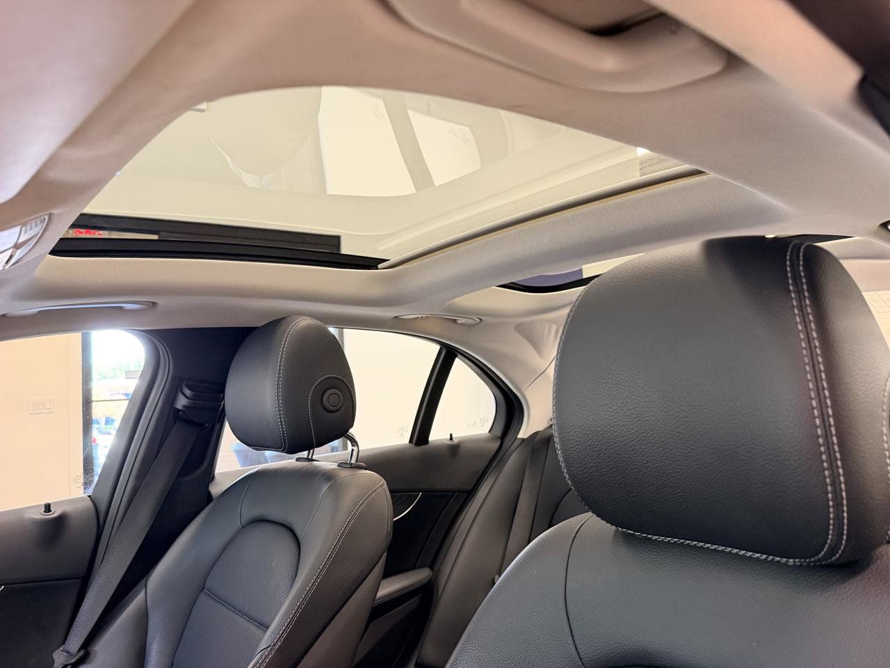 Used 2017 Mercedes-Benz C 300 Sedan image 20