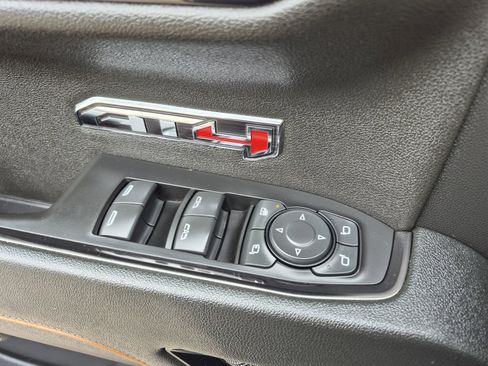 Used 2024 GMC Sierra 1500 AT4 image 13