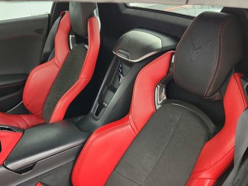 Used 2021 Chevrolet Corvette Stingray Premium Conv w/ Z51 Performance Package image 24