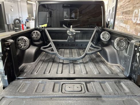Used 2020 Jeep Gladiator Rubicon AWD/4WD image 29