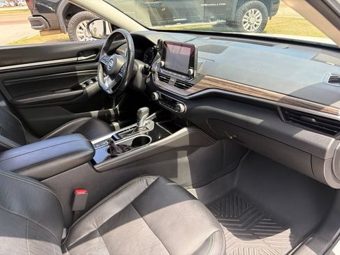 Used 2021 Nissan Altima 2.5 SL FWD image 16