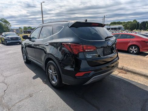 Used 2017 Hyundai Santa Fe Sport FWD image 5