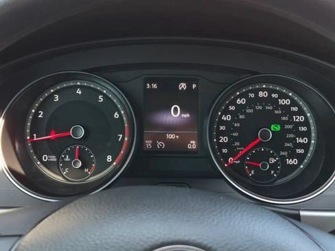 Used 2019 Volkswagen Atlas S FWD image 24
