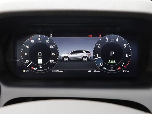 New 2026 Land Rover Discovery Sport Landmark AWD/4WD image 9