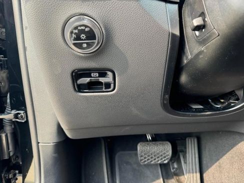 Certified 2025 Mercedes-Benz GLC 350e 4MATIC image 29