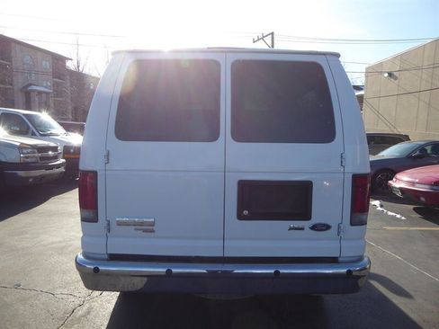 Used 2009 Ford E-350 and Econoline 350 XL image 6