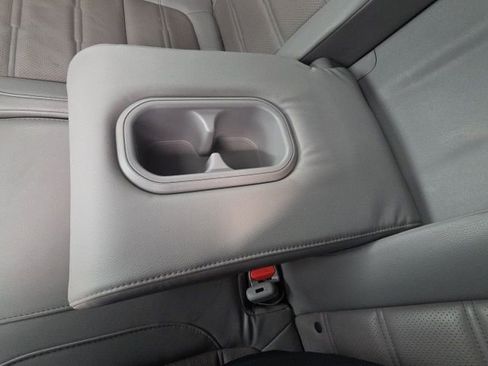 Used 2018 Honda CR-V EX-L image 19