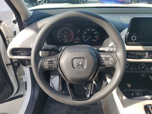 Certified 2024 Honda HR-V LX image 20