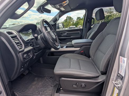 Used 2023 RAM 1500 Big Horn AWD/4WD image 16