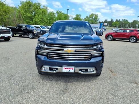 Used 2020 Chevrolet Silverado 1500 High Country w/ Technology Package AWD/4WD image 9