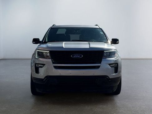 Used 2019 Ford Explorer Sport image 2