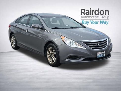 Used 2013 Hyundai Sonata GLS image 1