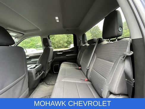 Used 2022 Chevrolet Silverado 1500 RST w/ Z71 Off-Road Package AWD/4WD image 18