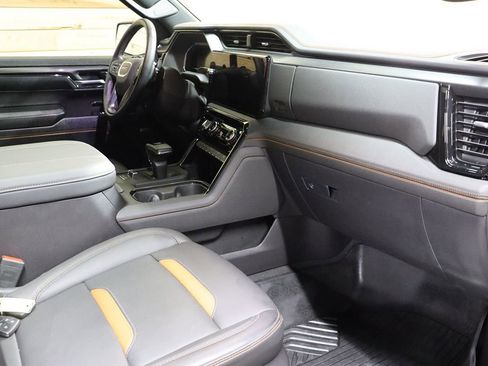 Used 2024 GMC Sierra 1500 AT4 image 55