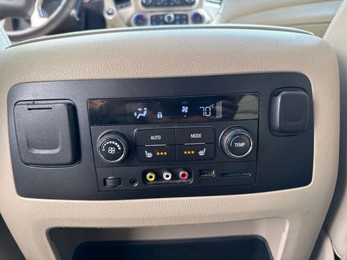 Used 2015 GMC Yukon Denali w/ Open Road Package AWD/4WD image 11