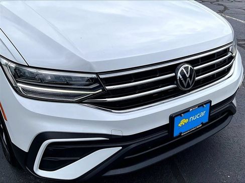 Used 2023 Volkswagen Tiguan SE AWD/4WD image 30