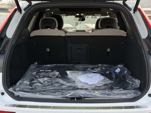 New 2026 Volvo XC60 B5 Plus w/ Protection Package Premier image 13