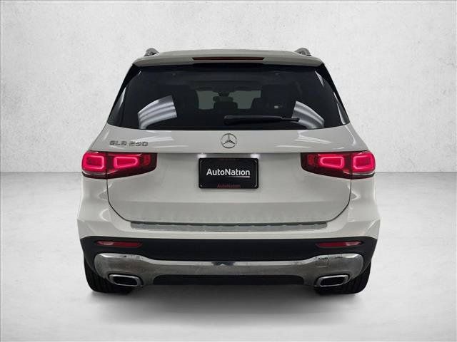 Used 2022 Mercedes-Benz GLB 250 image 7
