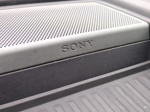 Used 2016 Ford F150 Lariat w/ Equipment Group 502A Luxury image 32