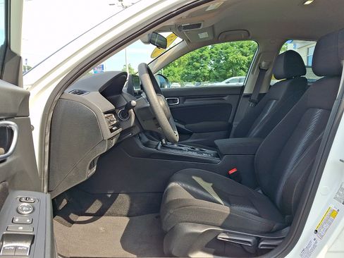 Used 2023 Honda Civic LX image 13