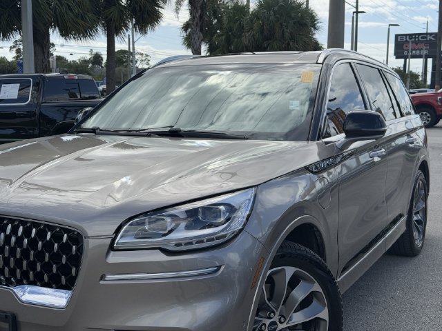 Used 2021 Lincoln Aviator Grand Touring w/ Equipment Group 302A AWD/4WD image 6