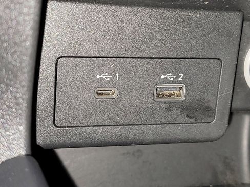 Used 2021 Nissan Kicks SR w/ SR Premium Package image 23