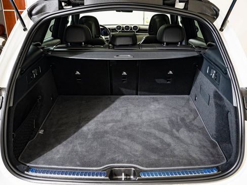 Certified 2025 Mercedes-Benz GLC 300 4MATIC image 17