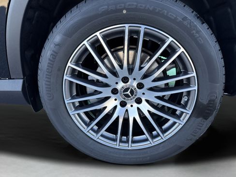 Certified 2026 Mercedes-Benz GLC 300 image 14