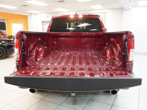 Used 2023 RAM 1500 Big Horn AWD/4WD image 9