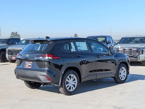 New 2026 Toyota Corolla Cross L image 2
