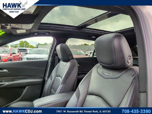 Used 2025 Cadillac XT4 Sport AWD/4WD image 10