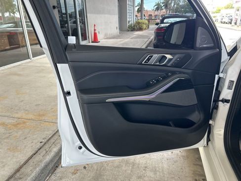 Used 2024 BMW X5 sDrive40i w/ M Sport Package image 45