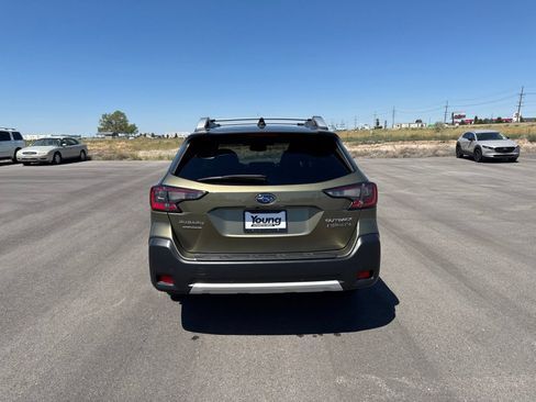 Used 2023 Subaru Outback Touring XT AWD/4WD image 6