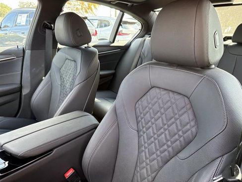 Certified 2023 BMW 530i 530i w/ Convenience Package image 19