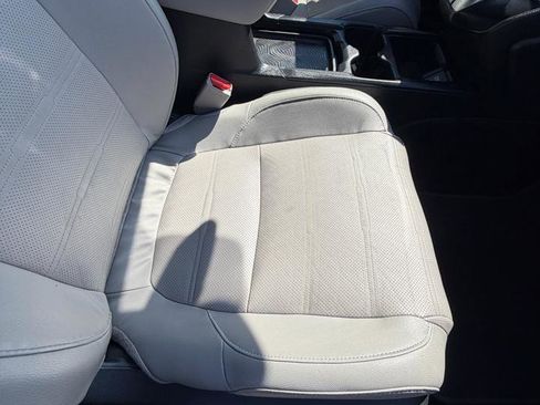 Used 2017 Honda CR-V EX-L image 19