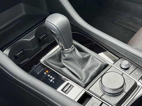 New 2026 MAZDA MAZDA3 Hatchback w/ Appearance Package image 24