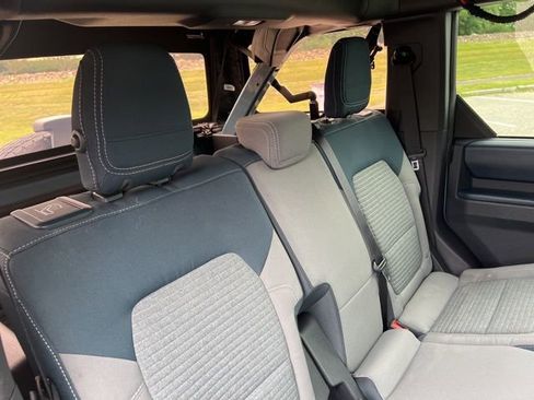 Used 2022 Ford Bronco Outer Banks image 32