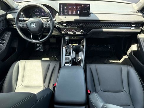 Certified 2025 Honda Accord EX-L image 15