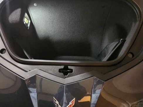 Used 2020 Chevrolet Corvette Stingray Preferred Cpe w/ 2LT Preferred Equipment Group image 34