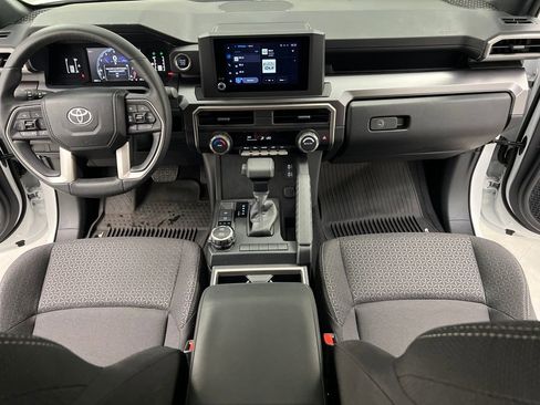 Used 2025 Toyota 4Runner SR5 image 34