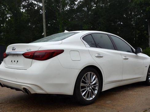 Used 2018 INFINITI Q50 Luxe RWD image 7